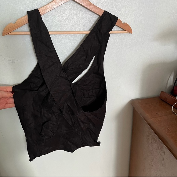Wilfred - Black tank top with criss cross back - Mistral Shirt - Picture 4 of 7